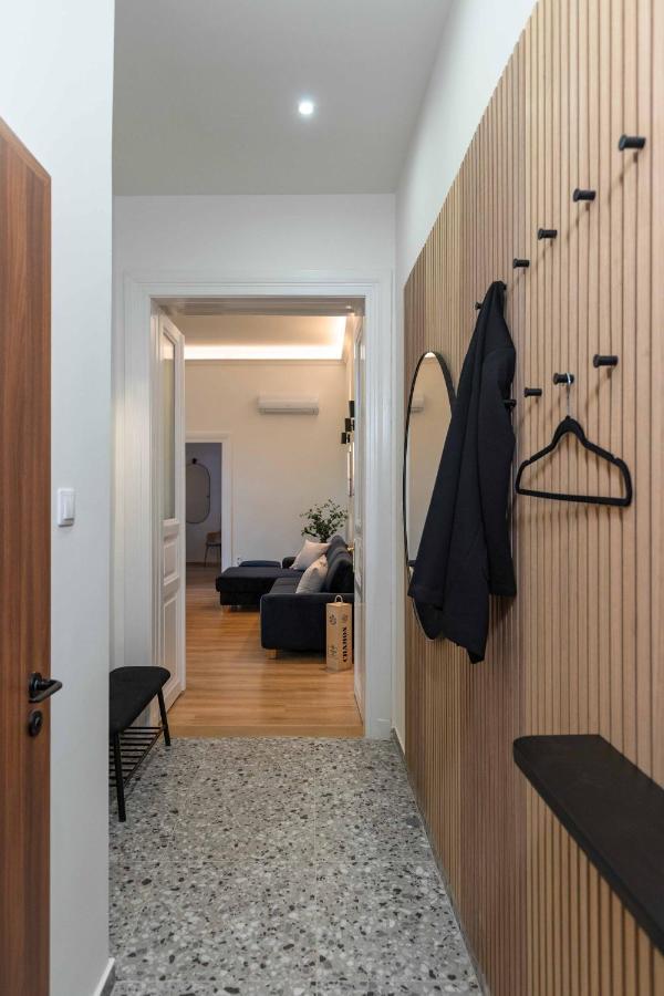 Modern Apartment French Balkony Budapest Exterior foto