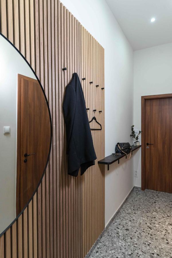 Modern Apartment French Balkony Budapest Exterior foto